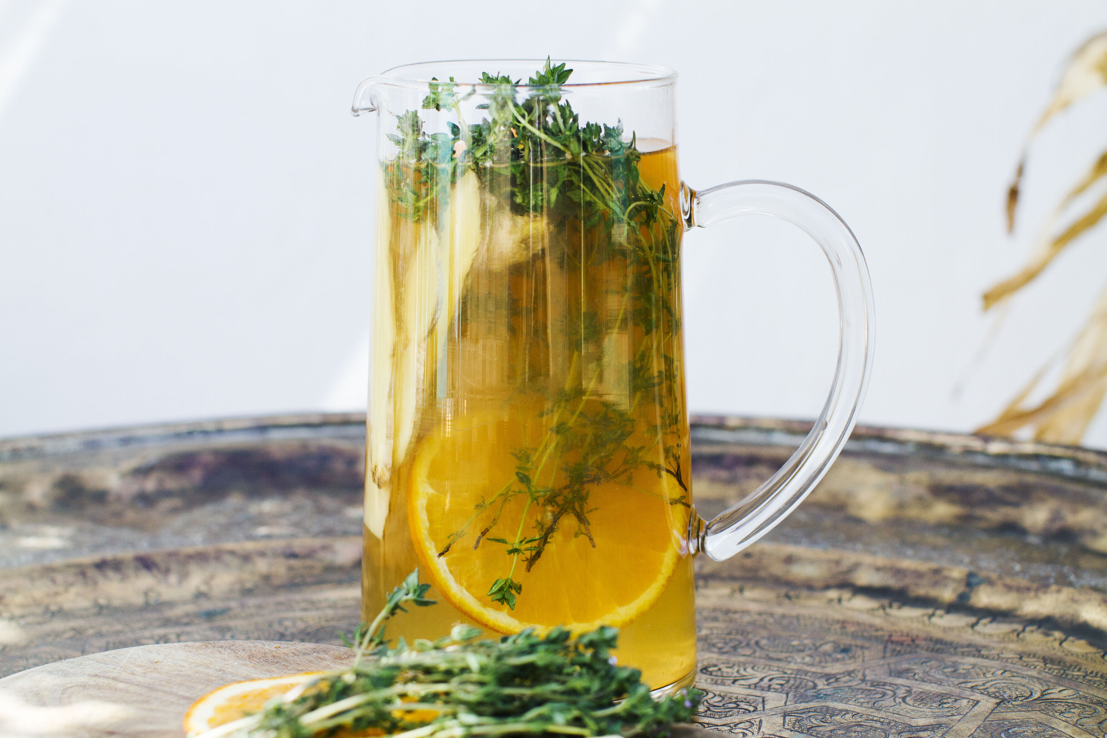 Alternative text left image